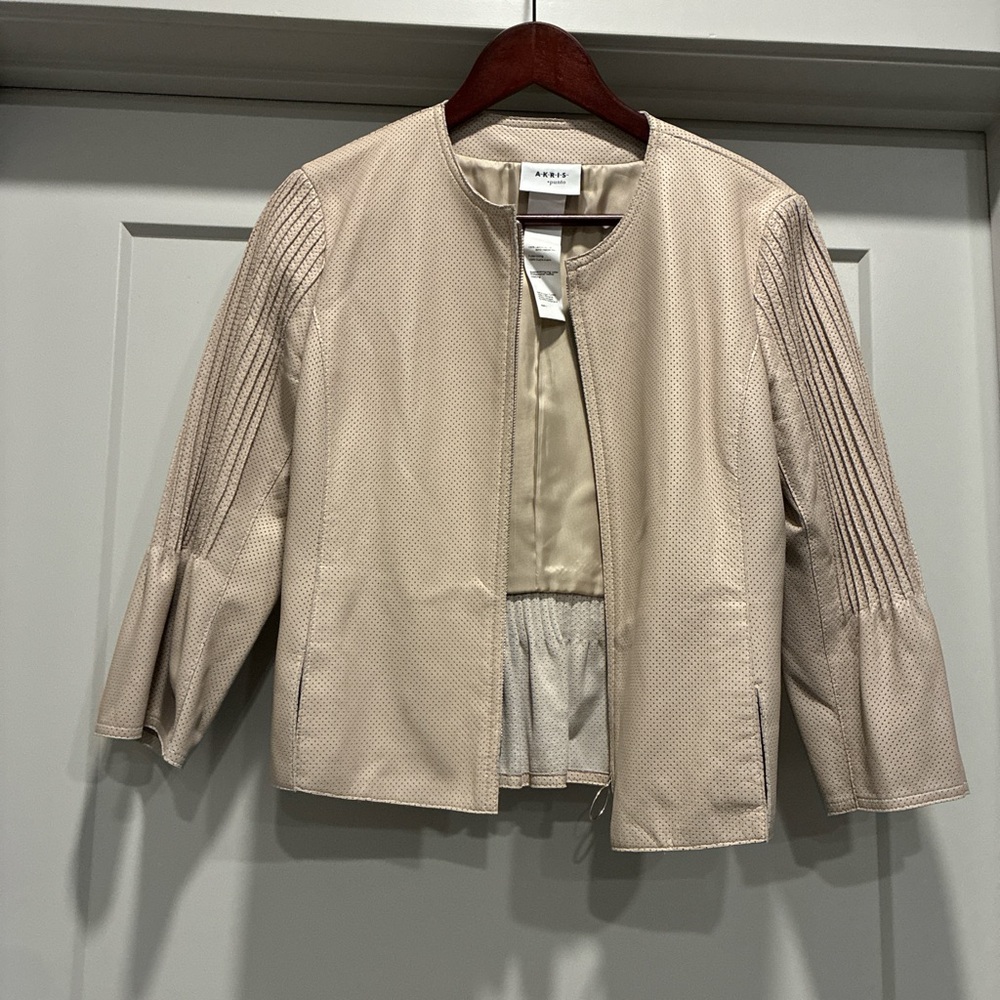 Tahari Light Beige Textured Blazer